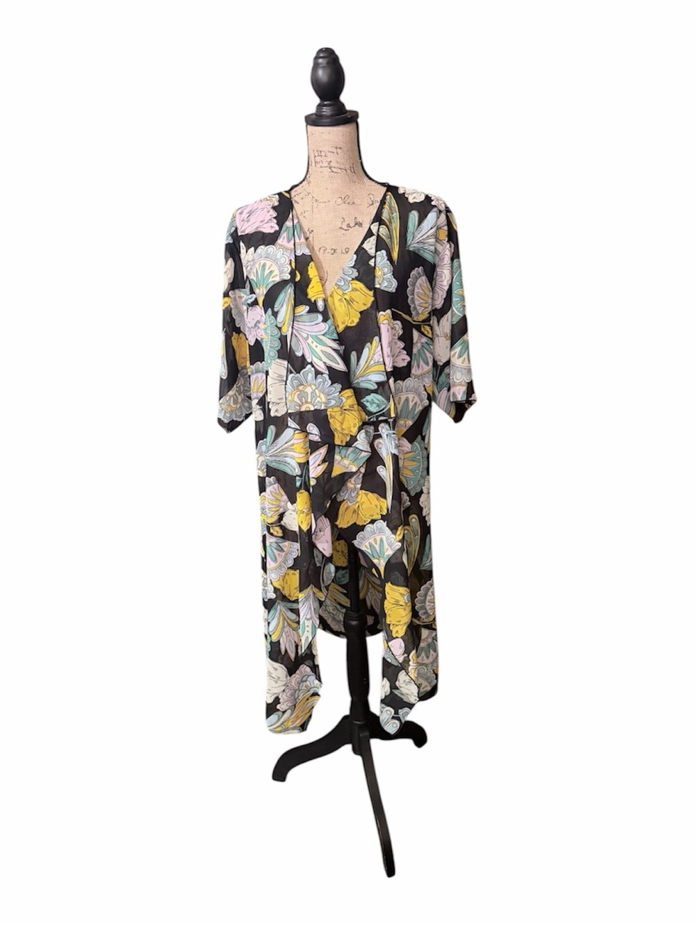 LuLaRoe‎ Shirley with Yellow & Mint Floral Print